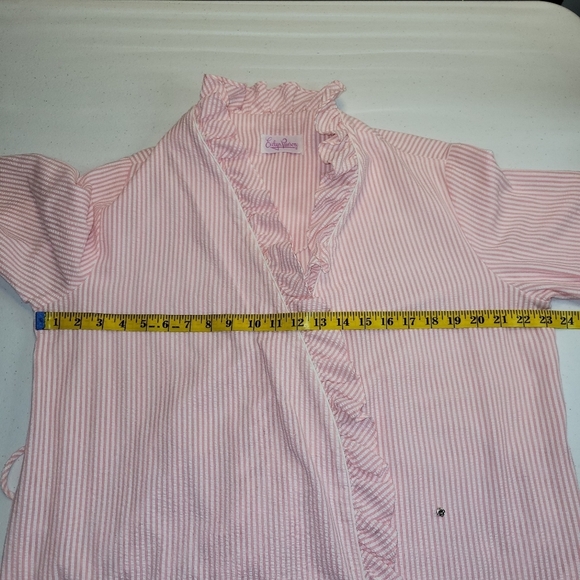 Pink Ruffled Women's Robe Vintage - Picture 12 of 12